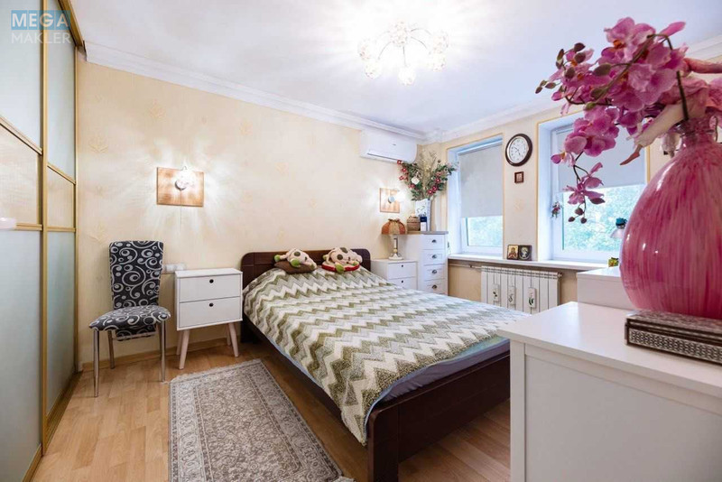 Продаж 2 кімнатної квартири (63/45/10), 4 пов. 7 пов. будинку, <a class="location-link" href="/kiev/" title="Недвижимость Київ">Київ</a>, <a class="location-link" href="/kiev/shevchenkovskij/" title="Недвижимость Шевченківський район">Шевченківський р-н</a>, Лукьяновская ул., 63 (изображение 4)