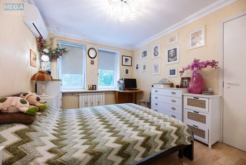 Продаж 2 кімнатної квартири (63/45/10), 4 пов. 7 пов. будинку, <a class="location-link" href="/kiev/" title="Недвижимость Київ">Київ</a>, <a class="location-link" href="/kiev/shevchenkovskij/" title="Недвижимость Шевченківський район">Шевченківський р-н</a>, Лукьяновская ул., 63 (изображение 5)