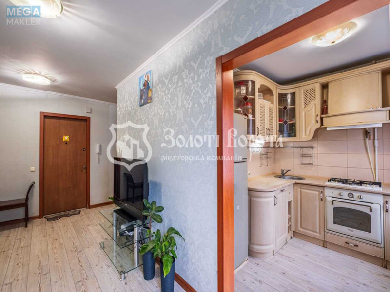 Продаж 2 кімнатної квартири (45,6/27/6), 6 пов. 9 пов. будинку, <a class="location-link" href="/kiev/" title="Недвижимость Київ">Київ</a>, <a class="location-link" href="/kiev/svyatoshinskij/" title="Недвижимость Святошинський район">Святошинський р-н</a>, Тулузи вул., 2/58 (изображение 6)
