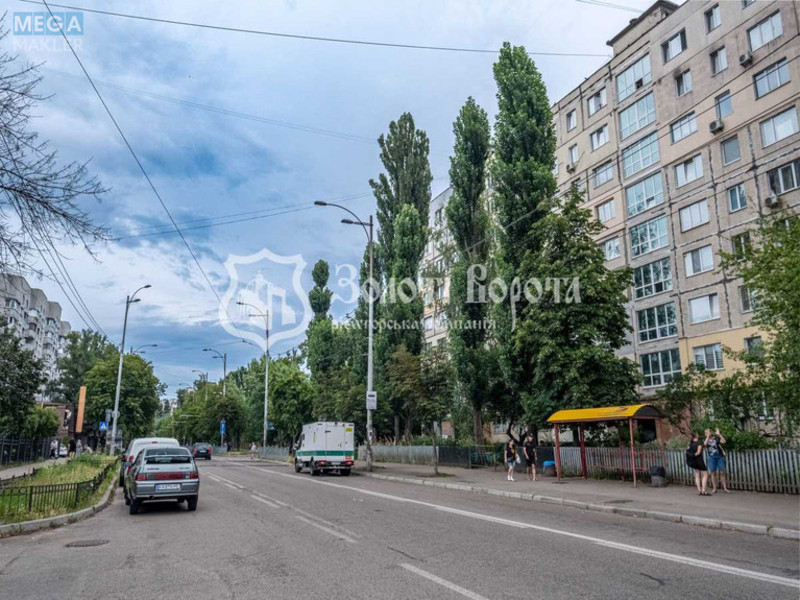 Продаж 2 кімнатної квартири (45,6/27/6), 6 пов. 9 пов. будинку, <a class="location-link" href="/kiev/" title="Недвижимость Київ">Київ</a>, <a class="location-link" href="/kiev/svyatoshinskij/" title="Недвижимость Святошинський район">Святошинський р-н</a>, Тулузи вул., 2/58 (изображение 19)