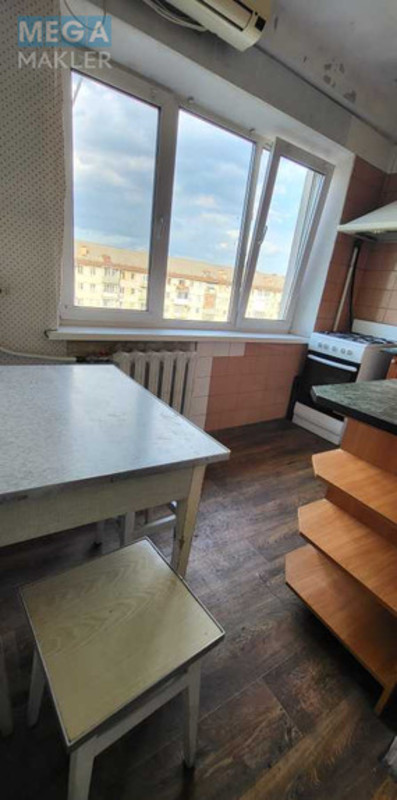 Оренда 2 кімнатної квартири, <a class="location-link" href="/kiev/" title="Недвижимость Київ">Київ</a>, <a class="location-link" href="/kiev/dneprovskij/" title="Недвижимость Дніпровський район">Дніпровський р-н</a>, Праці бульв., 1 (изображение 3)