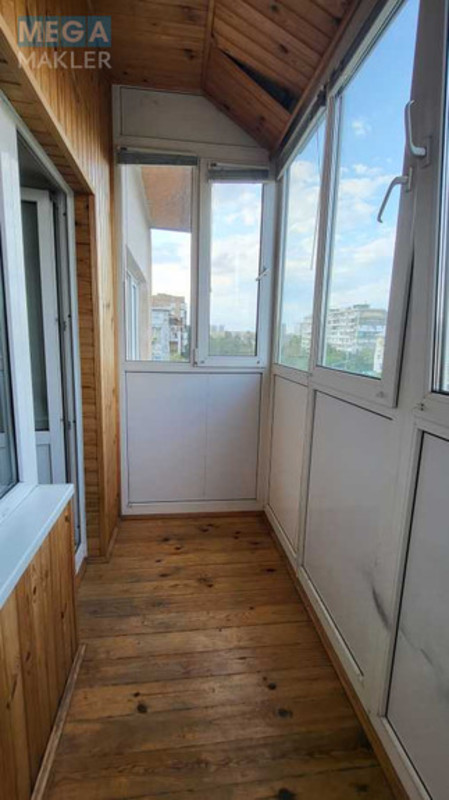 Оренда 2 кімнатної квартири, <a class="location-link" href="/kiev/" title="Недвижимость Київ">Київ</a>, <a class="location-link" href="/kiev/dneprovskij/" title="Недвижимость Дніпровський район">Дніпровський р-н</a>, Праці бульв., 1 (изображение 13)
