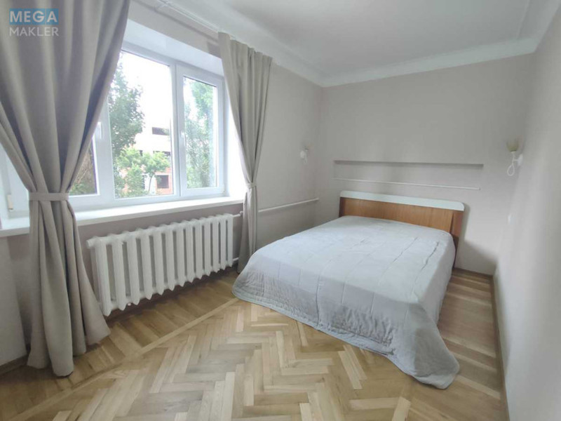 Оренда 2 кімнатної квартири, <a class="location-link" href="/kiev/" title="Недвижимость Київ">Київ</a>, <a class="location-link" href="/kiev/pecherskij/" title="Недвижимость Печерський район">Печерський р-н</a>, Джона Маккейна вул., 9 (изображение 4)