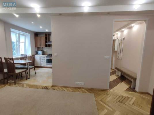 Оренда 2 кімнатної квартири, <a class="location-link" href="/kiev/" title="Недвижимость Київ">Київ</a>, <a class="location-link" href="/kiev/pecherskij/" title="Недвижимость Печерський район">Печерський р-н</a>, Джона Маккейна вул., 9 (изображение 18)