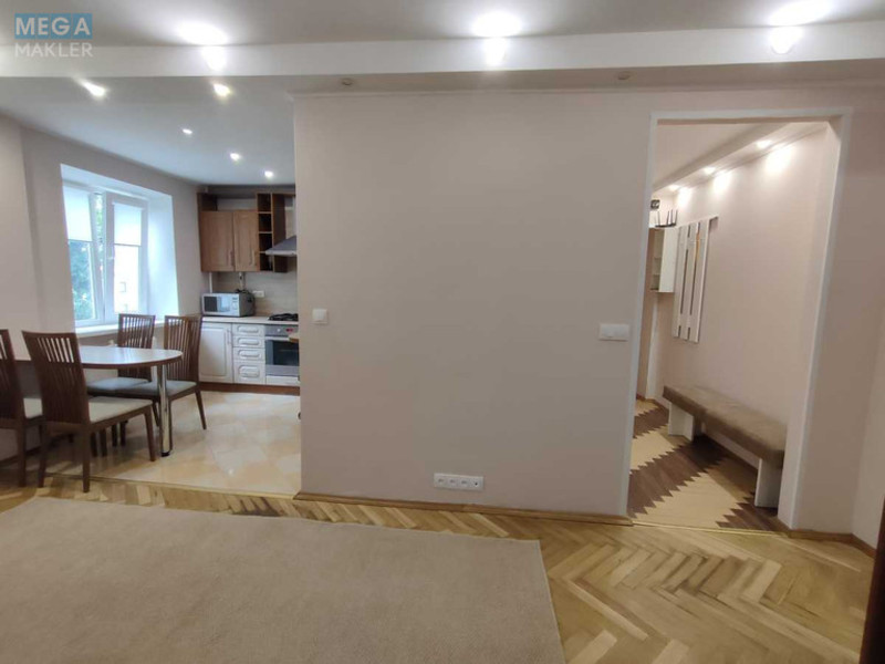 Оренда 2 кімнатної квартири, <a class="location-link" href="/kiev/" title="Недвижимость Київ">Київ</a>, <a class="location-link" href="/kiev/pecherskij/" title="Недвижимость Печерський район">Печерський р-н</a>, Джона Маккейна вул., 9 (изображение 18)