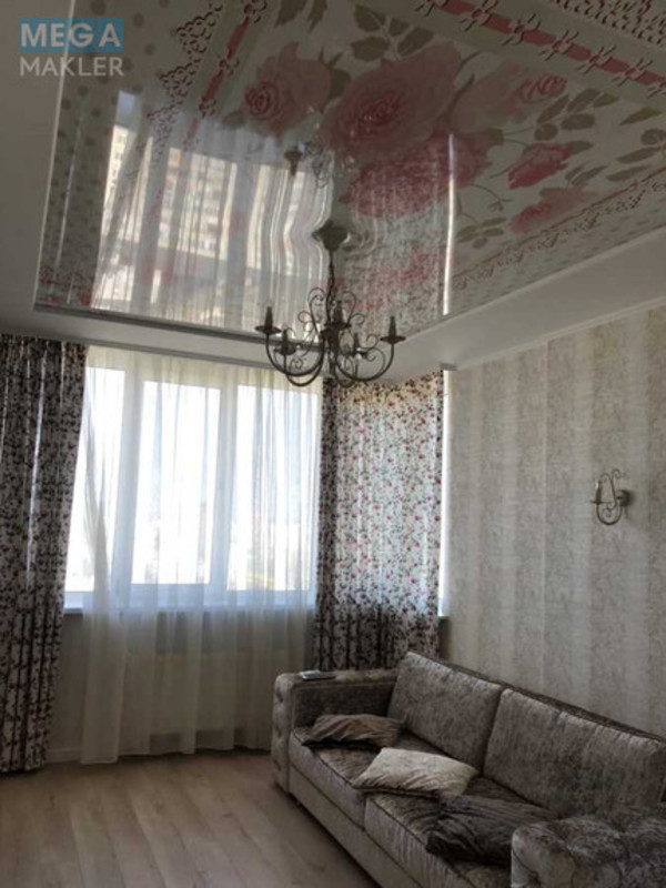 Оренда 3 кімнатної квартири, <a class="location-link" href="/kiev/" title="Недвижимость Київ">Київ</a>, <a class="location-link" href="/kiev/obolonskij/" title="Недвижимость Оболонський район">Оболонський р-н</a>, Маршала Малиновського вул., 8 (изображение 3)