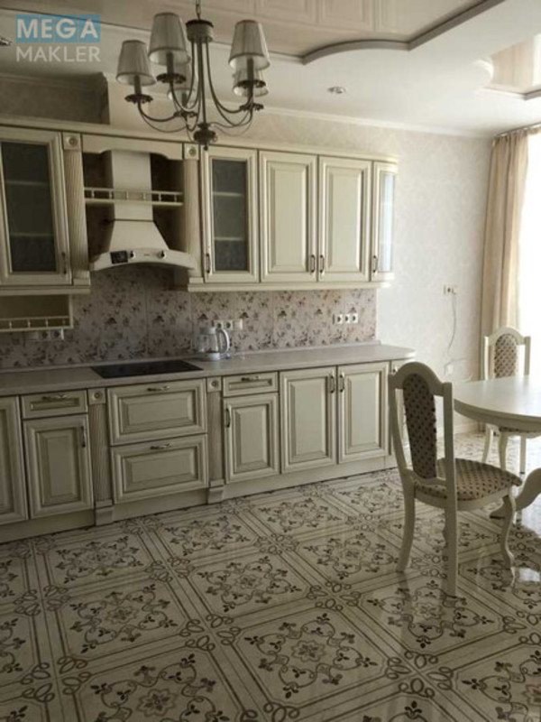 Оренда 3 кімнатної квартири, <a class="location-link" href="/kiev/" title="Недвижимость Київ">Київ</a>, <a class="location-link" href="/kiev/obolonskij/" title="Недвижимость Оболонський район">Оболонський р-н</a>, Маршала Малиновського вул., 8 (изображение 5)