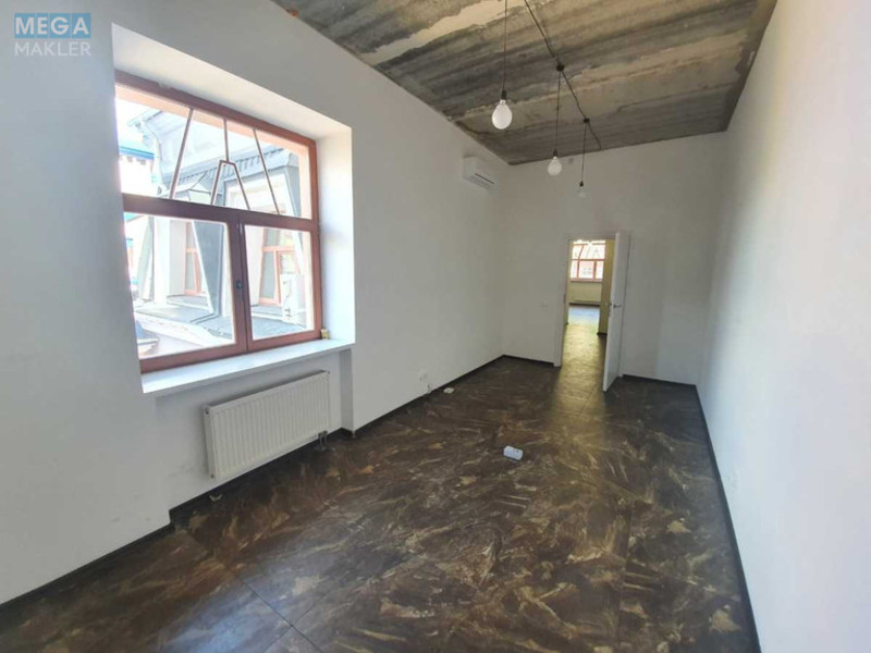 Продаж 3 кімнатної квартири (146/90/23), 4 пов. 6 пов. будинку, <a class="location-link" href="/kiev/" title="Недвижимость Київ">Київ</a>, <a class="location-link" href="/kiev/podolskij/" title="Недвижимость Подільський район">Подільський р-н</a>, Воздвиженская ул., 22 (изображение 3)
