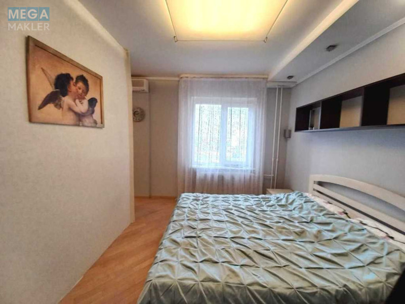Продаж 2 кімнатної квартири (56/?/17), 15 пов. 17 пов. будинку, <a class="location-link" href="/kiev/" title="Недвижимость Київ">Київ</a>, <a class="location-link" href="/kiev/darnickij/" title="Недвижимость Дарницький район">Дарницький р-н</a>, Харьковское шоссе, 56 (изображение 9)