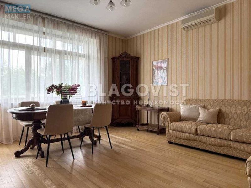 Оренда 4 кімнатні квартири, <a class="location-link" href="/kiev/" title="Недвижимость Київ">Київ</a>, <a class="location-link" href="/kiev/pecherskij/" title="Недвижимость Печерський район">Печерський р-н</a>, Виноградный пер., 4 (изображение 4)