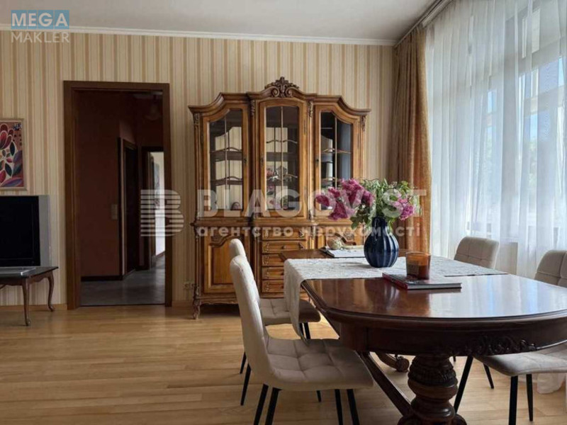 Оренда 4 кімнатні квартири, <a class="location-link" href="/kiev/" title="Недвижимость Київ">Київ</a>, <a class="location-link" href="/kiev/pecherskij/" title="Недвижимость Печерський район">Печерський р-н</a>, Виноградный пер., 4 (изображение 5)