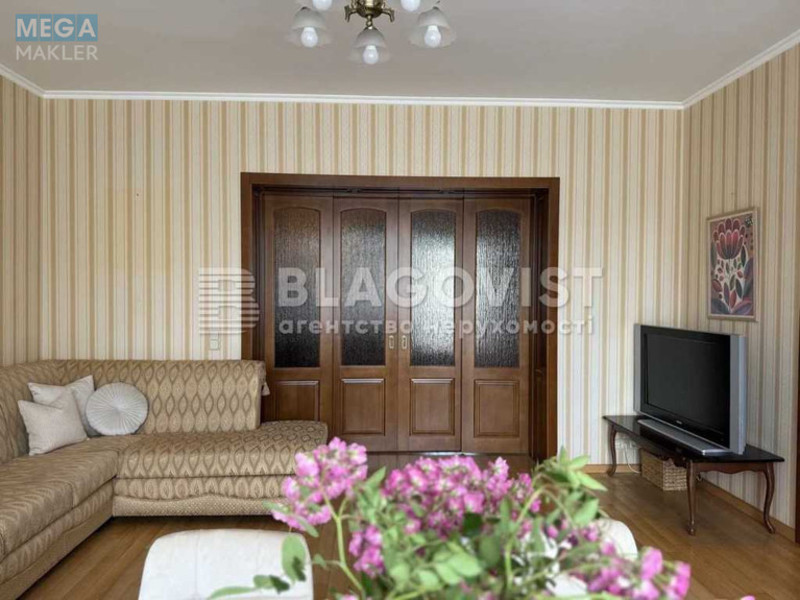 Оренда 4 кімнатні квартири, <a class="location-link" href="/kiev/" title="Недвижимость Київ">Київ</a>, <a class="location-link" href="/kiev/pecherskij/" title="Недвижимость Печерський район">Печерський р-н</a>, Виноградный пер., 4 (изображение 7)