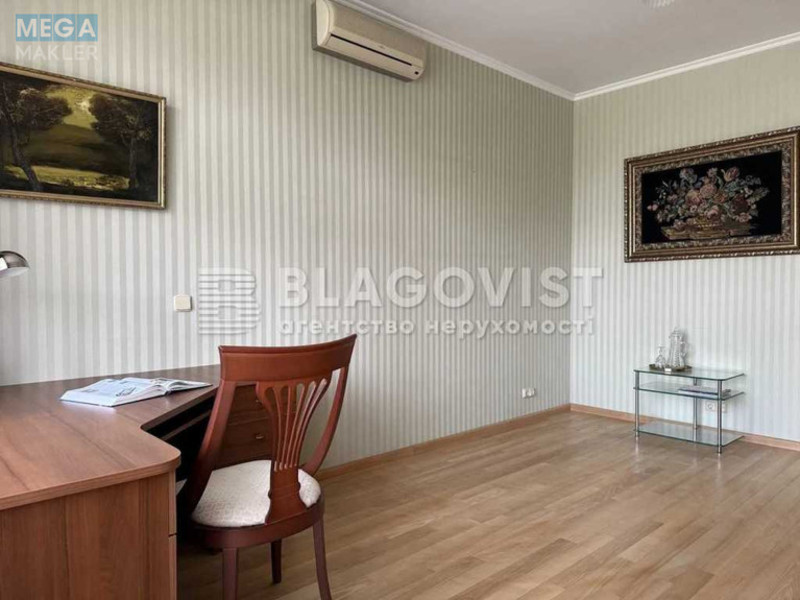 Оренда 4 кімнатні квартири, <a class="location-link" href="/kiev/" title="Недвижимость Київ">Київ</a>, <a class="location-link" href="/kiev/pecherskij/" title="Недвижимость Печерський район">Печерський р-н</a>, Виноградный пер., 4 (изображение 16)