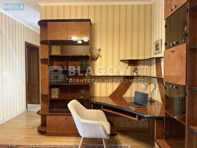 Оренда 4 кімнатні квартири, <a class="location-link" href="/kiev/" title="Недвижимость Київ">Київ</a>, <a class="location-link" href="/kiev/pecherskij/" title="Недвижимость Печерський район">Печерський р-н</a>, Виноградный пер., 4 (изображение 18)