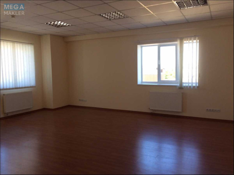 Оренда комерційної нерухомості, 286,60 кв.м, под офис, <a class="location-link" href="/kiev/" title="Недвижимость Київ">Київ</a>, <a class="location-link" href="/kiev/obolonskij/" title="Недвижимость Оболонський район">Оболонський р-н</a>, Викентия Хвойки ул., 21 (изображение 2)