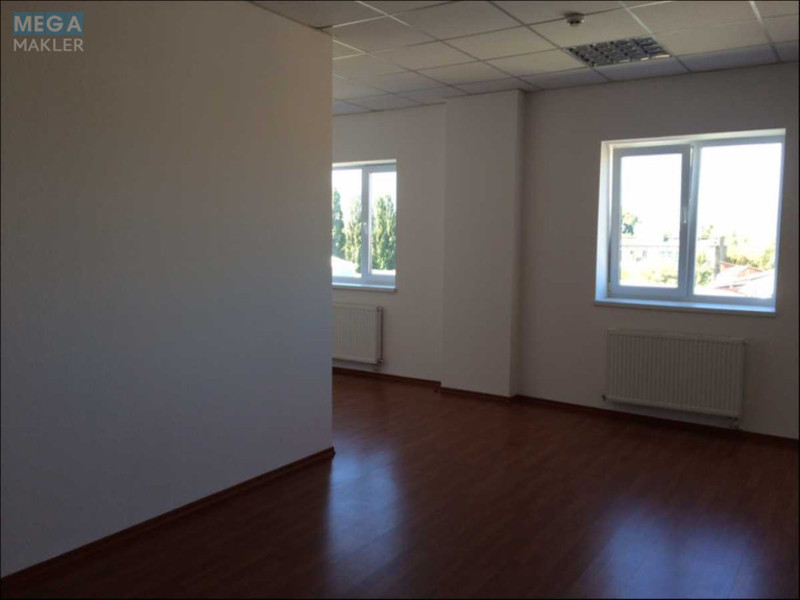Оренда комерційної нерухомості, 286,60 кв.м, под офис, <a class="location-link" href="/kiev/" title="Недвижимость Київ">Київ</a>, <a class="location-link" href="/kiev/obolonskij/" title="Недвижимость Оболонський район">Оболонський р-н</a>, Викентия Хвойки ул., 21 (изображение 3)