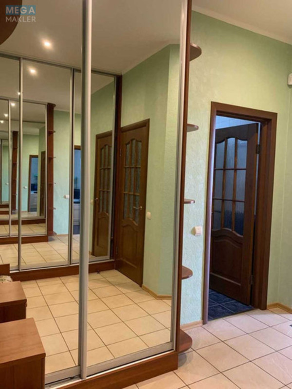 Оренда 1 кімнатної квартири, <a class="location-link" href="/kiev/" title="Недвижимость Київ">Київ</a>, <a class="location-link" href="/kiev/solomenskij/" title="Недвижимость Солом'янський район">Солом'янський р-н</a>, Солом`янська вул., 15а (изображение 11)