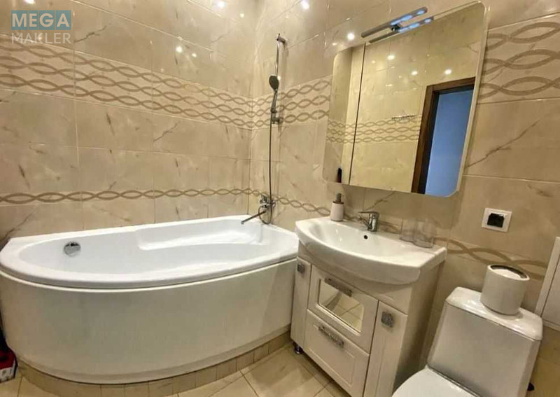 Оренда 3 кімнатної квартири, <a class="location-link" href="/kiev/" title="Недвижимость Київ">Київ</a>, <a class="location-link" href="/kiev/shevchenkovskij/" title="Недвижимость Шевченківський район">Шевченківський р-н</a>, Руданского Степана ул., 3а (изображение 2)
