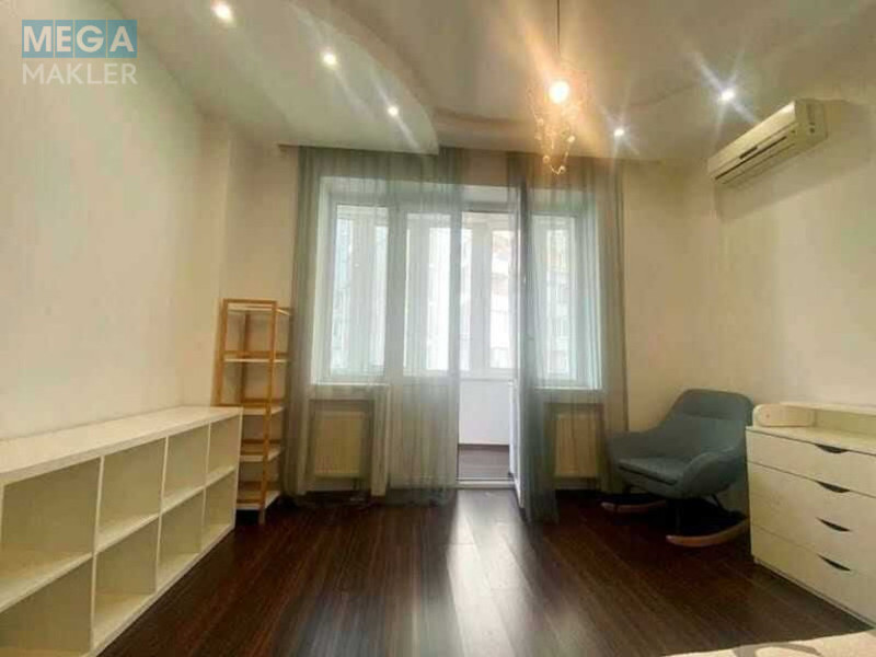 Оренда 3 кімнатної квартири, <a class="location-link" href="/kiev/" title="Недвижимость Київ">Київ</a>, <a class="location-link" href="/kiev/shevchenkovskij/" title="Недвижимость Шевченківський район">Шевченківський р-н</a>, Руданского Степана ул., 3а (изображение 21)