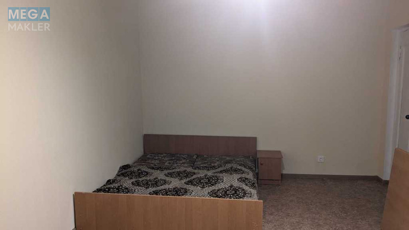 Продаж 3 кімнатної квартири (71,7/?/8,5), 9 пов. 9 пов. будинку, <a class="location-link" href="/kiev/" title="Недвижимость Київ">Київ</a>, <a class="location-link" href="/kiev/darnickij/" title="Недвижимость Дарницький район">Дарницький р-н</a>, Вірменська вул., 11 (изображение 4)
