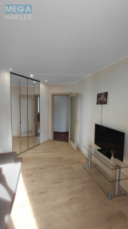 Продаж 2 кімнатної квартири (61/20/26), 10 пов. 16 пов. будинку, <a class="location-link" href="/kiev/" title="Недвижимость Київ">Київ</a>, <a class="location-link" href="/kiev/solomenskij/" title="Недвижимость Солом'янський район">Солом'янський р-н</a>, Вацлава Гавела бульв., 7в (изображение 18)