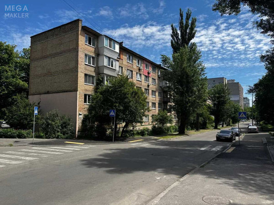 Оренда 2 кімнатної квартири, <a class="location-link" href="/kiev/" title="Недвижимость Київ">Київ</a>, <a class="location-link" href="/kiev/svyatoshinskij/" title="Недвижимость Святошинський район">Святошинський р-н</a>, Депутатська вул., 32 (изображение 13)