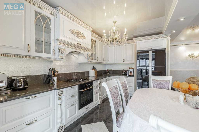 Продаж 5 кімнатної квартири (172/88/55,4), 10 пов. 11 пов. будинку, <a class="location-link" href="/sofievskaya-borshagovka/" title="Недвижимость Софіївська Борщагівка">Софіївська Борщагівка</a>, Боголюбова, 16 (изображение 4)