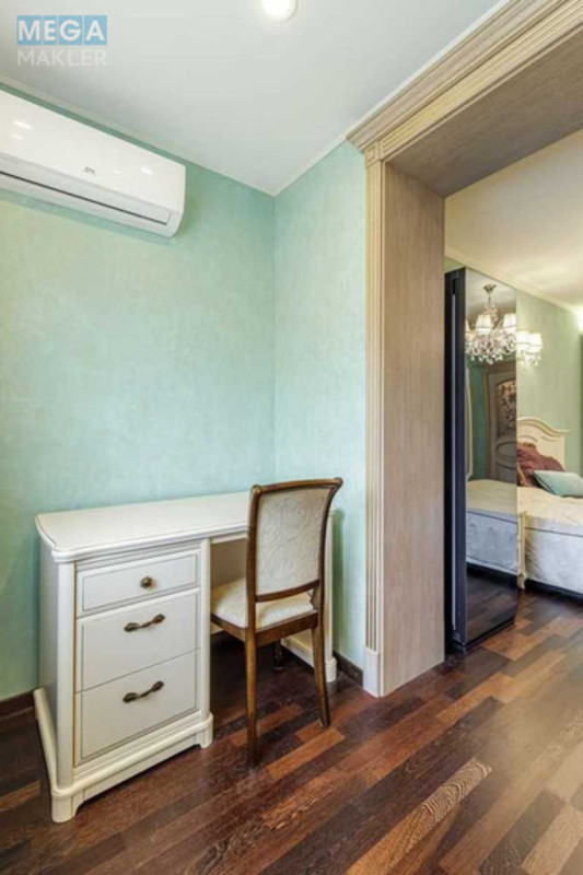 Продаж 5 кімнатної квартири (172/88/55,4), 10 пов. 11 пов. будинку, <a class="location-link" href="/sofievskaya-borshagovka/" title="Недвижимость Софіївська Борщагівка">Софіївська Борщагівка</a>, Боголюбова, 16 (изображение 13)