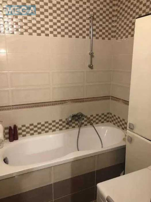 Оренда 1 кімнатної квартири, <a class="location-link" href="/kiev/" title="Недвижимость Київ">Київ</a>, <a class="location-link" href="/kiev/svyatoshinskij/" title="Недвижимость Святошинський район">Святошинський р-н</a>, Клавдіївська вул., 40г (изображение 3)