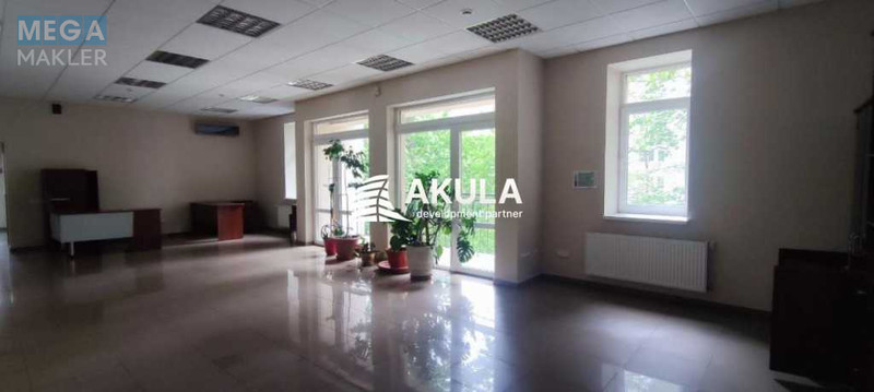 Оренда комерційної нерухомості, 217,30 кв.м, под офис, <a class="location-link" href="/kiev/" title="Недвижимость Київ">Київ</a>, <a class="location-link" href="/kiev/svyatoshinskij/" title="Недвижимость Святошинський район">Святошинський р-н</a>, Котельникова Михаила вул. (изображение 2)
