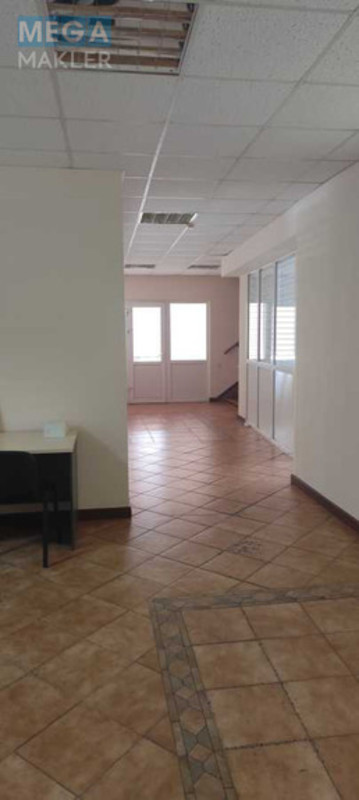 Продаж комерційної нерухомості, 746 кв.м, под офис, <a class="location-link" href="/kiev/" title="Недвижимость Київ">Київ</a>, <a class="location-link" href="/kiev/podolskij/" title="Недвижимость Подільський район">Подільський р-н</a>, Нижньоюрківська вул., 37 (изображение 8)