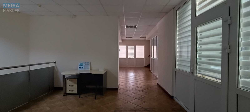 Продаж комерційної нерухомості, 746 кв.м, под офис, <a class="location-link" href="/kiev/" title="Недвижимость Київ">Київ</a>, <a class="location-link" href="/kiev/podolskij/" title="Недвижимость Подільський район">Подільський р-н</a>, Нижньоюрківська вул., 37 (изображение 9)