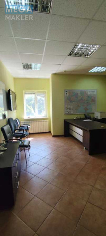 Продаж комерційної нерухомості, 746 кв.м, под офис, <a class="location-link" href="/kiev/" title="Недвижимость Київ">Київ</a>, <a class="location-link" href="/kiev/podolskij/" title="Недвижимость Подільський район">Подільський р-н</a>, Нижньоюрківська вул., 37 (изображение 13)