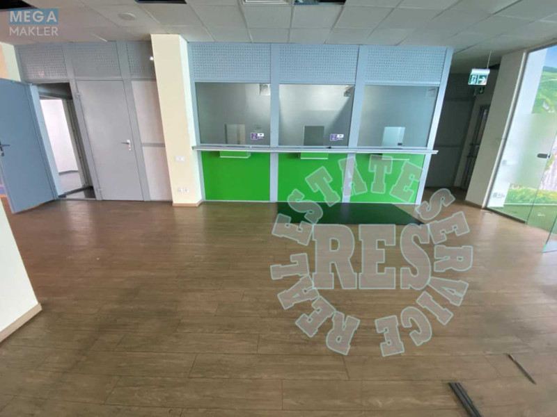 Оренда комерційної нерухомості, 420 кв.м, <a class="location-link" href="/kiev/" title="Недвижимость Київ">Київ</a>, <a class="location-link" href="/kiev/shevchenkovskij/" title="Недвижимость Шевченківський район">Шевченківський р-н</a>, Дегтярівська вул. (изображение 4)