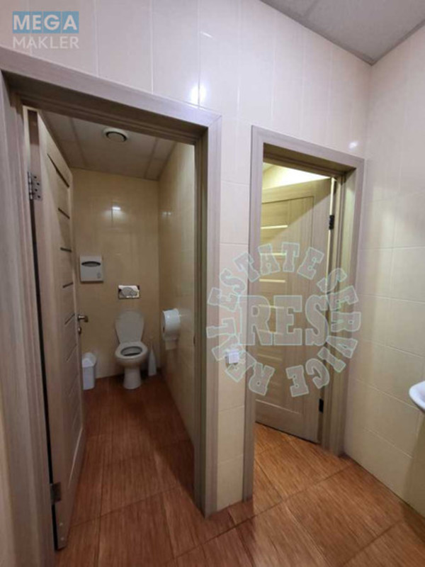 Оренда комерційної нерухомості, 270 кв.м, под офис, <a class="location-link" href="/kiev/" title="Недвижимость Київ">Київ</a>, <a class="location-link" href="/kiev/shevchenkovskij/" title="Недвижимость Шевченківський район">Шевченківський р-н</a>, Дегтярівська вул. (изображение 13)