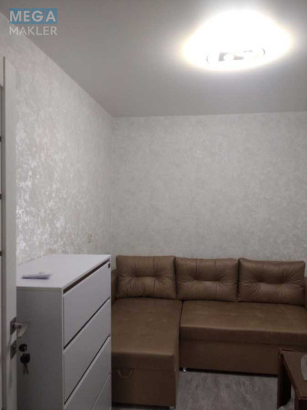 Оренда 4 кімнатні квартири, <a class="location-link" href="/odessa/" title="Недвижимость Одеса">Одеса</a>, <a class="location-link" href="/odessa/malinovskij/" title="Недвижимость Малиновський район">Малиновський р-н</a>, Генерала Петрова, 40а (изображение 2)