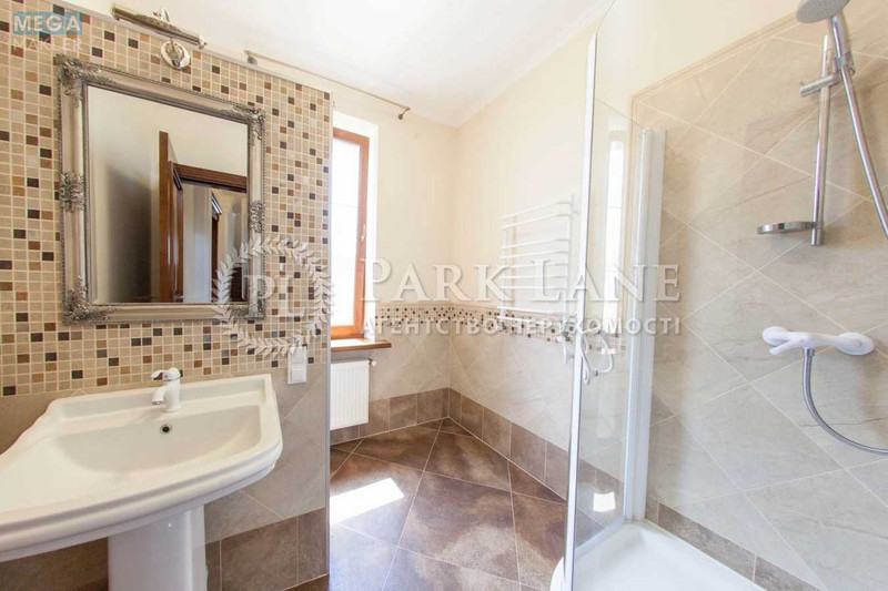Продаж дома, 2 поверху, 498 кв.м, 6 кімнат, ділянка 4 сотки, <a class="location-link" href="/kiev/" title="Недвижимость Київ">Київ</a>, <a class="location-link" href="/kiev/pecherskij/" title="Недвижимость Печерський район">Печерський р-н</a>, Лубенская ул. (изображение 12)