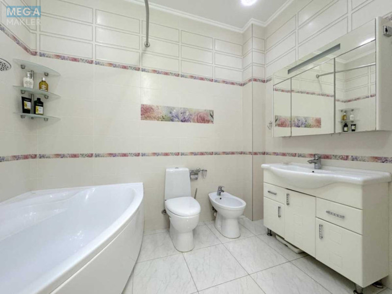 Продаж 3 кімнатної квартири (112/60/21), 5 пов. 23 пов. будинку, <a class="location-link" href="/kiev/" title="Недвижимость Київ">Київ</a>, <a class="location-link" href="/kiev/darnickij/" title="Недвижимость Дарницький район">Дарницький р-н</a>, Дніпровська наб., 14а (изображение 2)