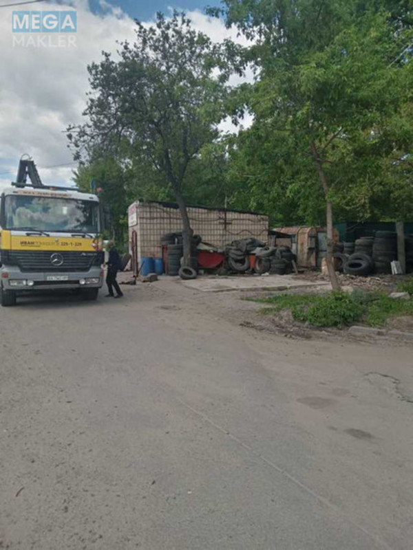 Продаж комерційної нерухомості, 87,20&nbsp;кв.м, <a class="location-link" href="/kiev/" title="Недвижимость Київ">Київ</a>, <a class="location-link" href="/kiev/goloseevskij/" title="Недвижимость Голосіївський район">Голосіївський р-н</a>, Промислова вул., 7 (изображение 2)