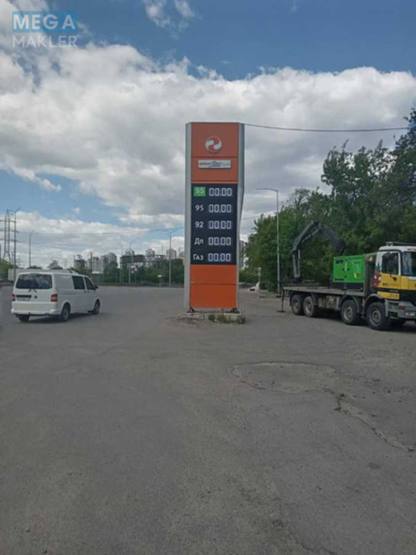 Продаж комерційної нерухомості, 87,20&nbsp;кв.м, <a class="location-link" href="/kiev/" title="Недвижимость Київ">Київ</a>, <a class="location-link" href="/kiev/goloseevskij/" title="Недвижимость Голосіївський район">Голосіївський р-н</a>, Промислова вул., 7 (изображение 3)