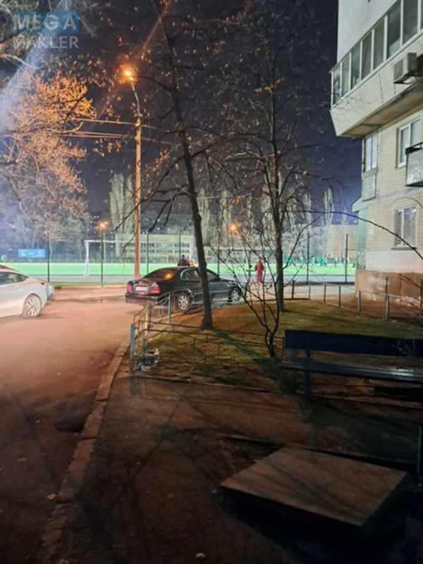 Продаж 3 кімнатної квартири (64/42/7,5), 2 пов. 9 пов. будинку, <a class="location-link" href="/kiev/" title="Недвижимость Київ">Київ</a>, <a class="location-link" href="/kiev/obolonskij/" title="Недвижимость Оболонський район">Оболонський р-н</a>, Йорданська вул., 22 (изображение 2)