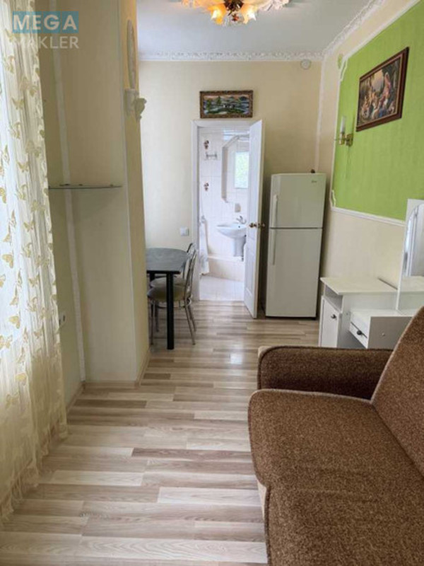 Оренда дома, <a class="location-link" href="/kiev/" title="Недвижимость Київ">Київ</a>, <a class="location-link" href="/kiev/podolskij/" title="Недвижимость Подільський район">Подільський р-н</a>, Стеценко ул., 30/7 (изображение 3)