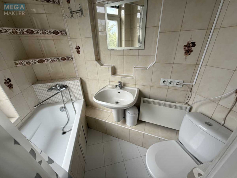 Оренда дома, <a class="location-link" href="/kiev/" title="Недвижимость Київ">Київ</a>, <a class="location-link" href="/kiev/podolskij/" title="Недвижимость Подільський район">Подільський р-н</a>, Стеценко ул., 30/7 (изображение 4)