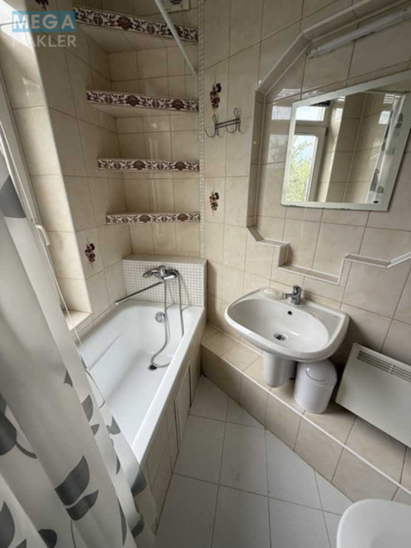 Оренда дома, <a class="location-link" href="/kiev/" title="Недвижимость Київ">Київ</a>, <a class="location-link" href="/kiev/podolskij/" title="Недвижимость Подільський район">Подільський р-н</a>, Стеценко ул., 30/7 (изображение 5)