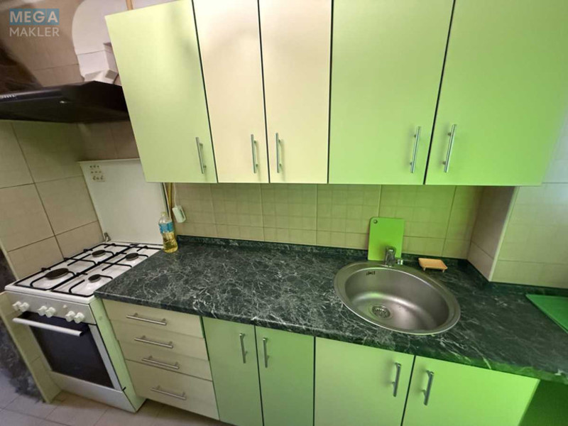Оренда дома, <a class="location-link" href="/kiev/" title="Недвижимость Київ">Київ</a>, <a class="location-link" href="/kiev/podolskij/" title="Недвижимость Подільський район">Подільський р-н</a>, Стеценко ул., 30/7 (изображение 19)
