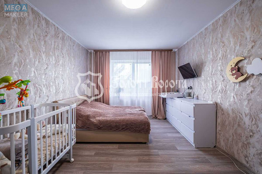 Продаж 1 кімнатної квартири (36/19/7,5), 4 пов. 9 пов. будинку, <a class="location-link" href="/kiev/" title="Недвижимость Київ">Київ</a>, <a class="location-link" href="/kiev/shevchenkovskij/" title="Недвижимость Шевченківський район">Шевченківський р-н</a>, Отто Шмідта вул., 26 (изображение 2)