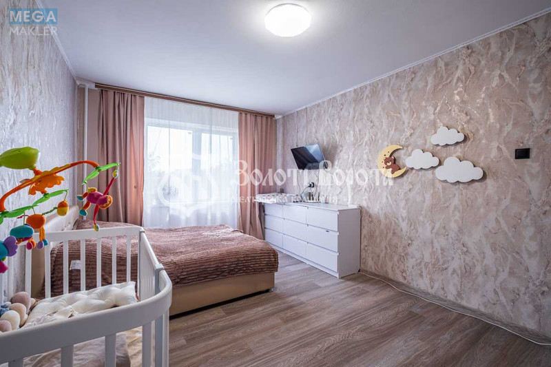 Продаж 1 кімнатної квартири (36/19/7,5), 4 пов. 9 пов. будинку, <a class="location-link" href="/kiev/" title="Недвижимость Київ">Київ</a>, <a class="location-link" href="/kiev/shevchenkovskij/" title="Недвижимость Шевченківський район">Шевченківський р-н</a>, Отто Шмідта вул., 26 (изображение 3)
