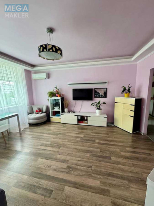 Продаж 1 кімнатної квартири (57/16/27), 4 пов. 24 пов. будинку, <a class="location-link" href="/kiev/" title="Недвижимость Київ">Київ</a>, <a class="location-link" href="/kiev/podolskij/" title="Недвижимость Подільський район">Подільський р-н</a>, Вишгородська вул., 45/7 (изображение 4)