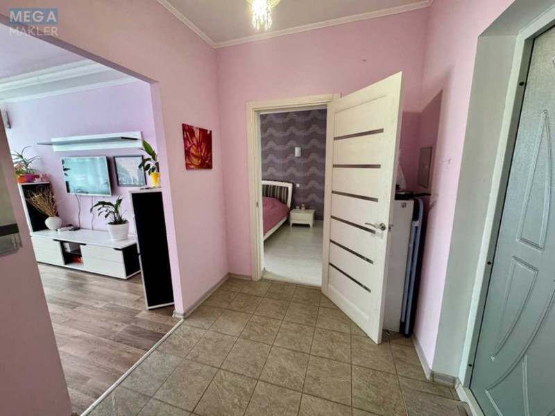 Продаж 1 кімнатної квартири (57/16/27), 4 пов. 24 пов. будинку, <a class="location-link" href="/kiev/" title="Недвижимость Київ">Київ</a>, <a class="location-link" href="/kiev/podolskij/" title="Недвижимость Подільський район">Подільський р-н</a>, Вишгородська вул., 45/7 (изображение 14)