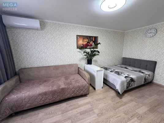 Продаж 1 кімнатної квартири (34/16/8), 13 пов. 16 пов. будинку, <a class="location-link" href="/kiev/" title="Недвижимость Київ">Київ</a>, <a class="location-link" href="/kiev/svyatoshinskij/" title="Недвижимость Святошинський район">Святошинський р-н</a>, Булгакова вул., 15А (изображение 4)